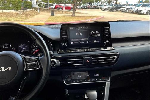 2023 Kia Seltos S