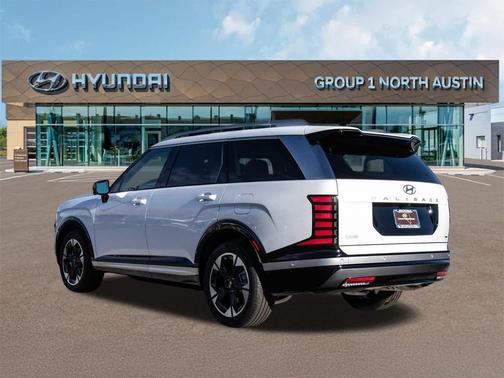 Creamy White Pearl 2026 Hyundai Palisade Hybrid Limited