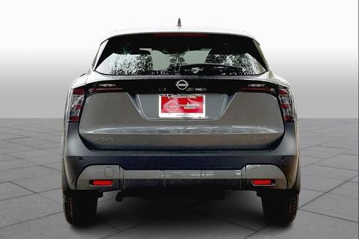 2025 Nissan Kicks S