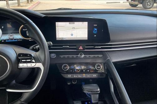 2023 Hyundai ELANTRA HEV Limited