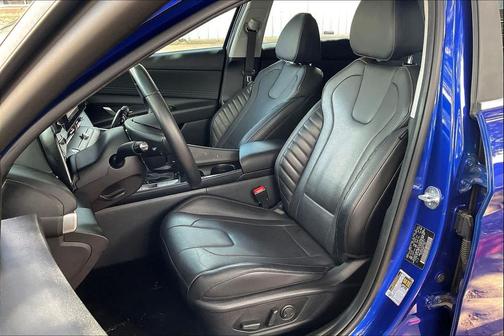 2023 Hyundai ELANTRA HEV Limited