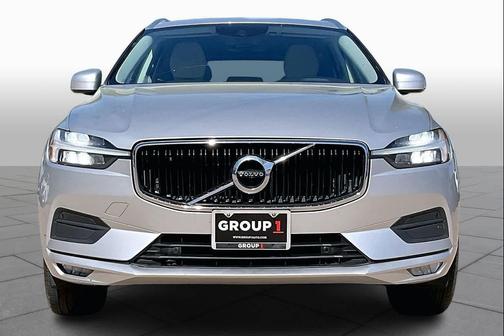 2021 Volvo XC60 T6 Momentum