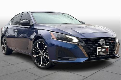 2023 Nissan Altima SR FWD