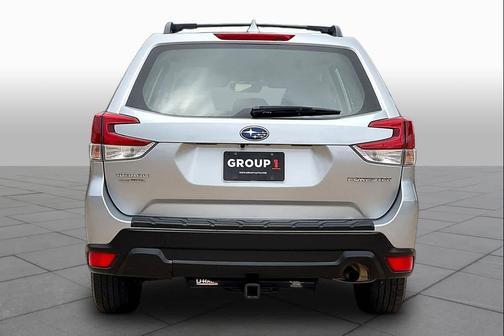 Ice Silver Metallic 2019 Subaru Forester Base