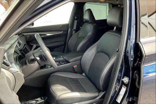 2022 INFINITI QX50 LUXE