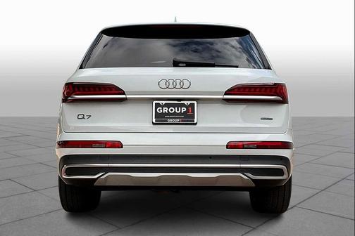 2022 Audi Q7 55 Premium