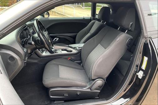 2021 Dodge Challenger SXT