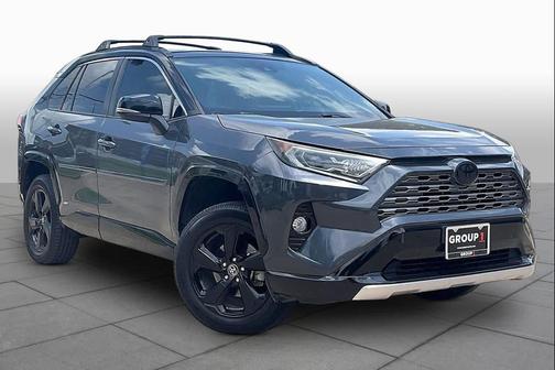 Blizzard Pearl/Midnight Black Metallic 2021 Toyota RAV4 Hybrid SE