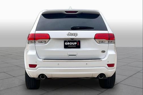 Bright White Clearcoat 2015 Jeep Grand Cherokee Overland