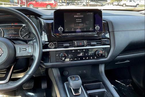 2022 Nissan Pathfinder SV 2WD