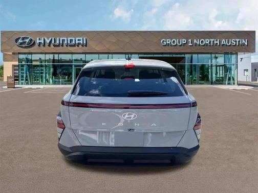 Cyber Gray Metallic 2026 Hyundai KONA SE