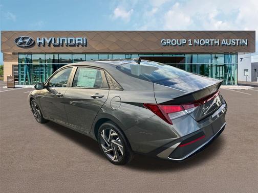 2025 Hyundai ELANTRA Sport