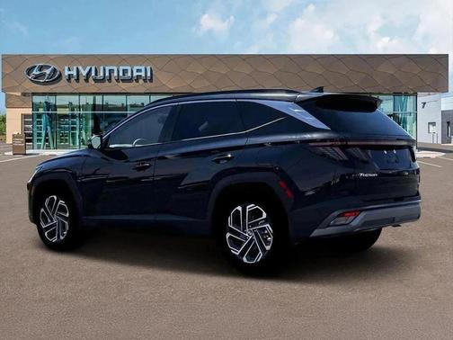 Phantom Black 2026 Hyundai TUCSON Limited