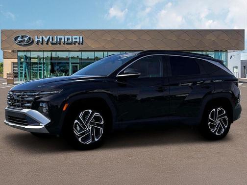 Phantom Black 2026 Hyundai TUCSON Limited