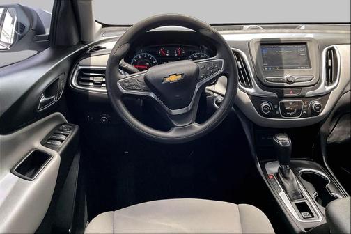 Summit White 2019 Chevrolet Equinox LS