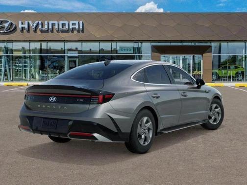 Portofino Gray 2026 Hyundai SONATA SE