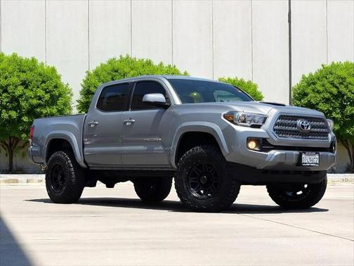 2016 Toyota Tacoma TRD Sport
