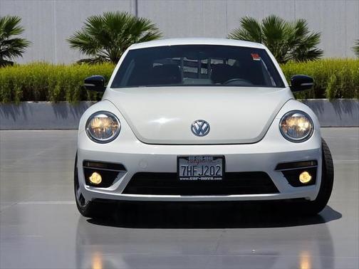 2014 Volkswagen Beetle 2.0T R-Line