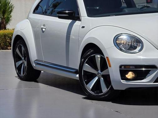 2014 Volkswagen Beetle 2.0T R-Line