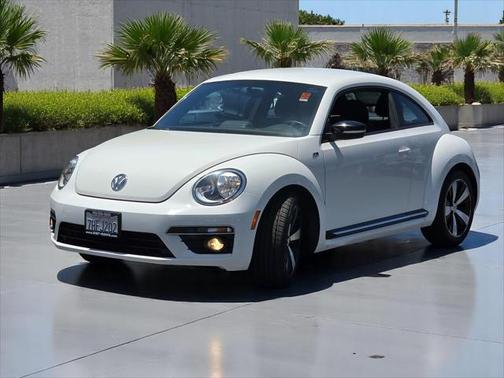 2014 Volkswagen Beetle 2.0T R-Line