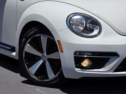 2014 Volkswagen Beetle 2.0T R-Line