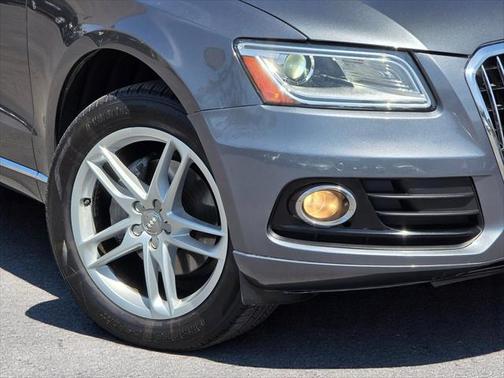 2017 Audi Q5 2.0T Premium Plus