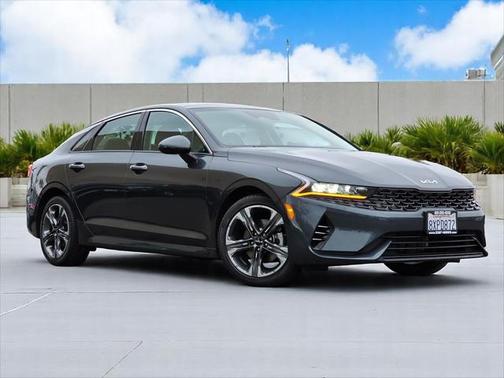 2022 Kia K5 EX
