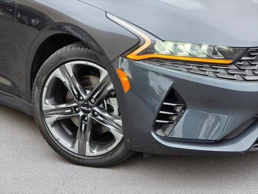 2022 Kia K5 EX