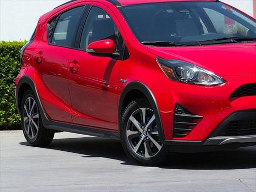 2018 Toyota Prius c Two