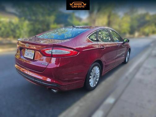 2015 Ford Fusion Hybrid SE