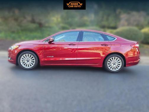 2015 Ford Fusion Hybrid SE