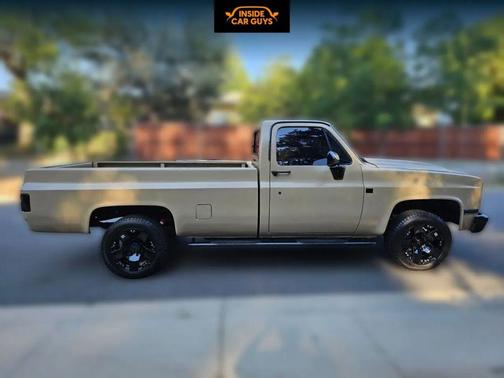 1984 GMC Pickup Truck Base