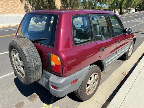 1997 Toyota RAV4 Base