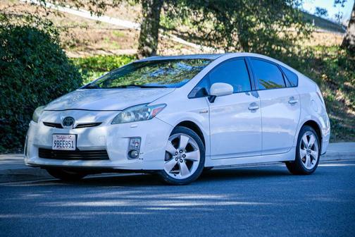 2010 Toyota Prius V