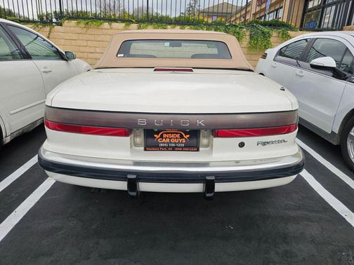 1990 Buick Reatta 2D Convertible
