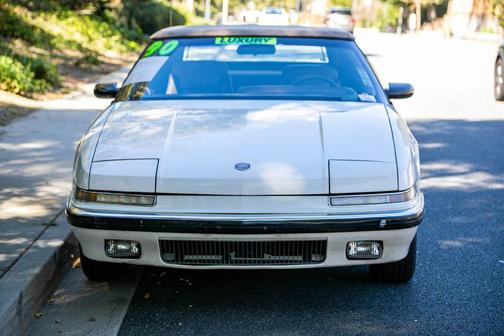 1990 Buick Reatta 2D Convertible