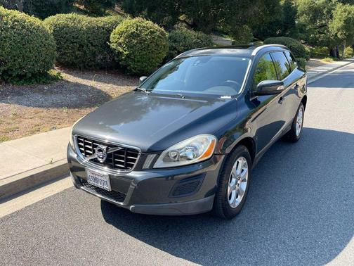 2011 Volvo XC60 3.2