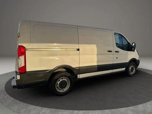 2016 Ford Transit-150 Base