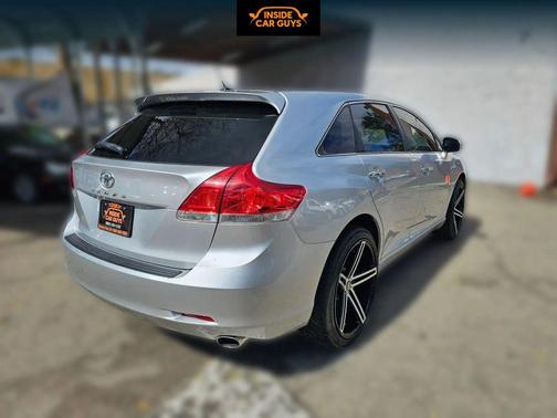 2011 Toyota Venza Base