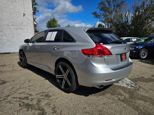 2011 Toyota Venza Base