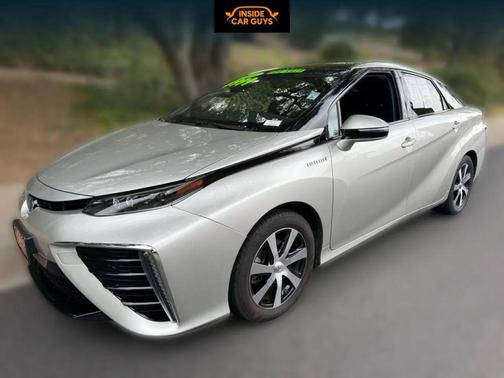 2018 Toyota Mirai Base