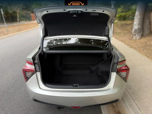 2018 Toyota Mirai Base