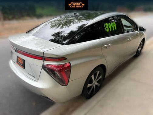 2018 Toyota Mirai Base