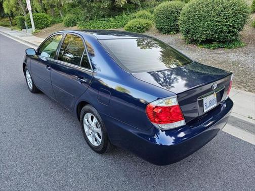 2005 Toyota Camry XLE V6
