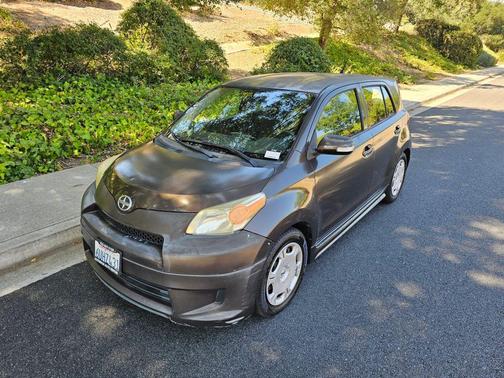 2011 Scion xD Hatchback 4D