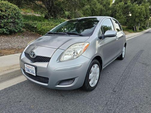 2010 Toyota Yaris Base