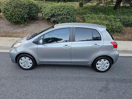 2010 Toyota Yaris Base