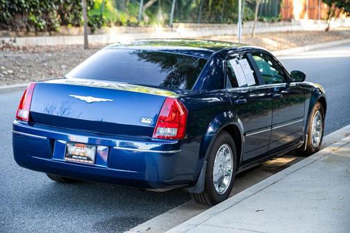 2005 Chrysler 300 Touring
