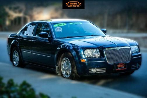 2005 Chrysler 300 Touring