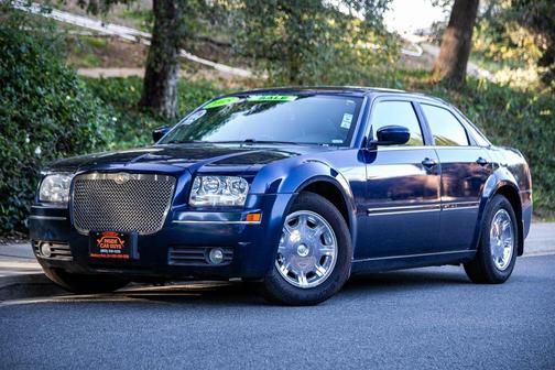 2005 Chrysler 300 Touring